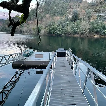 Casa Do Ribeiro De Cando ホテル 3*